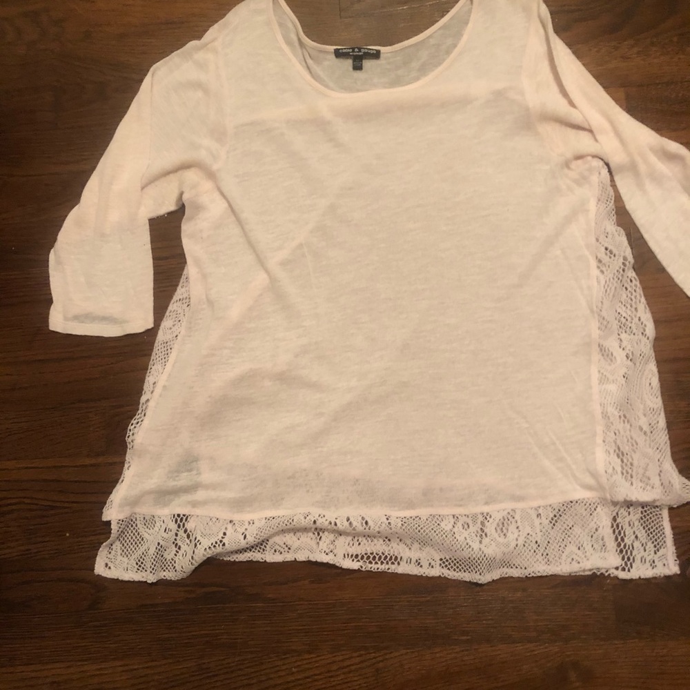 Soft pink Cable & Gauge 1x top with lace detail!